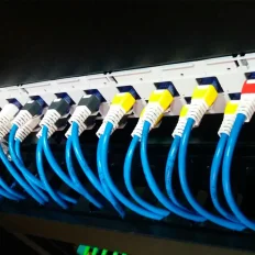 Clip Color - Coding p/ Patch Cord - RJ45 - R&M - Amarelo - Kit com 20 Unidades