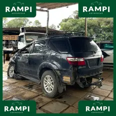 Toyota Hilux SW4 2011 3.0 Manual 4x4 Diesel 163cv