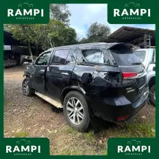 Toyota Hilux SW4 SRX 2018 2.8 Aut. 4x4 Diesel 177cv