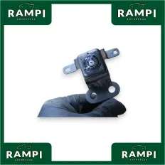 Camera Dianteira Frontal Mitsubishi L200 Triton 8781a262 