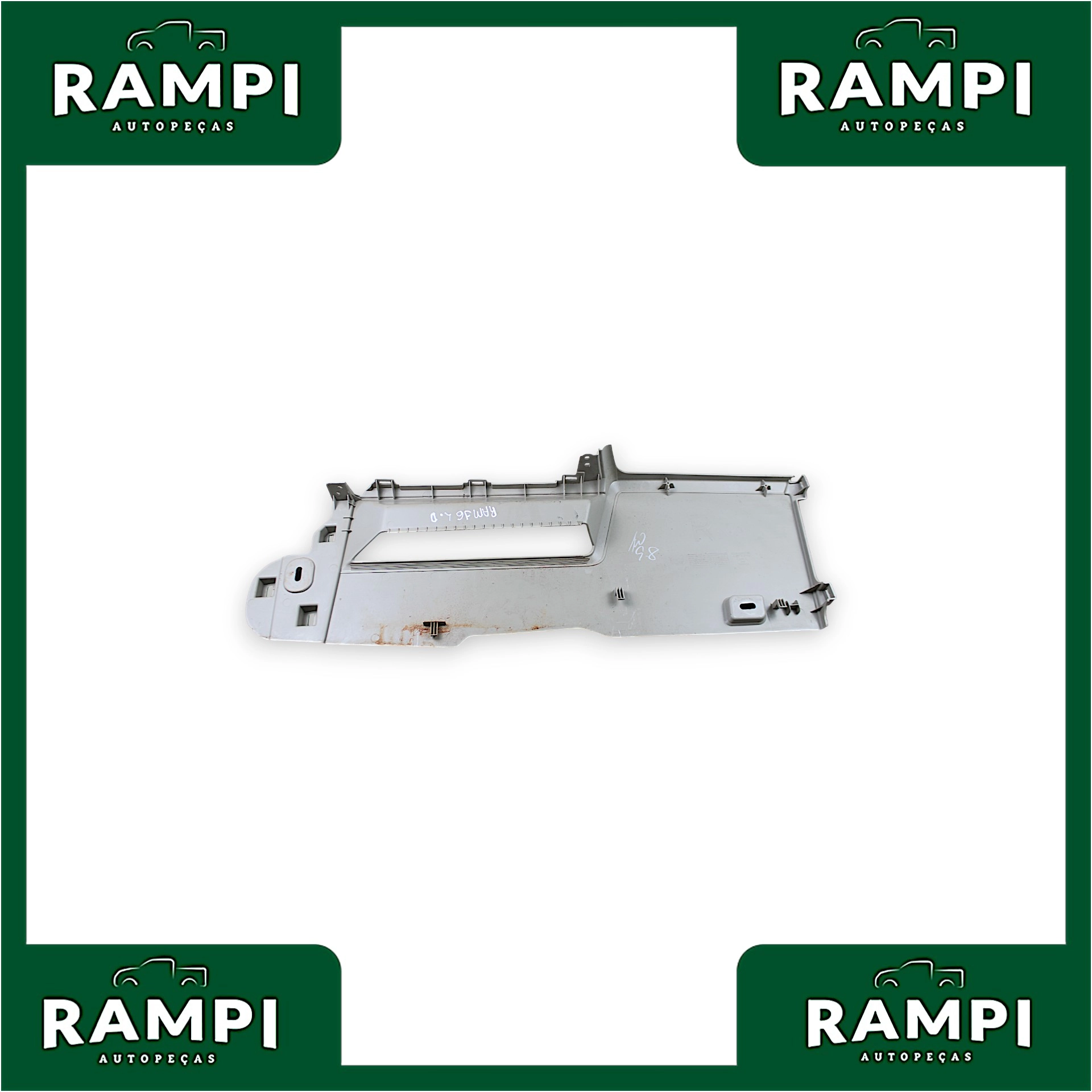 Moldura Console Central Direito Dodge RAM 2016 0000588002