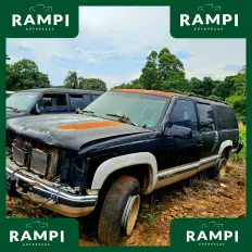 Chevrolet Suburban 5.3 V8 255cv