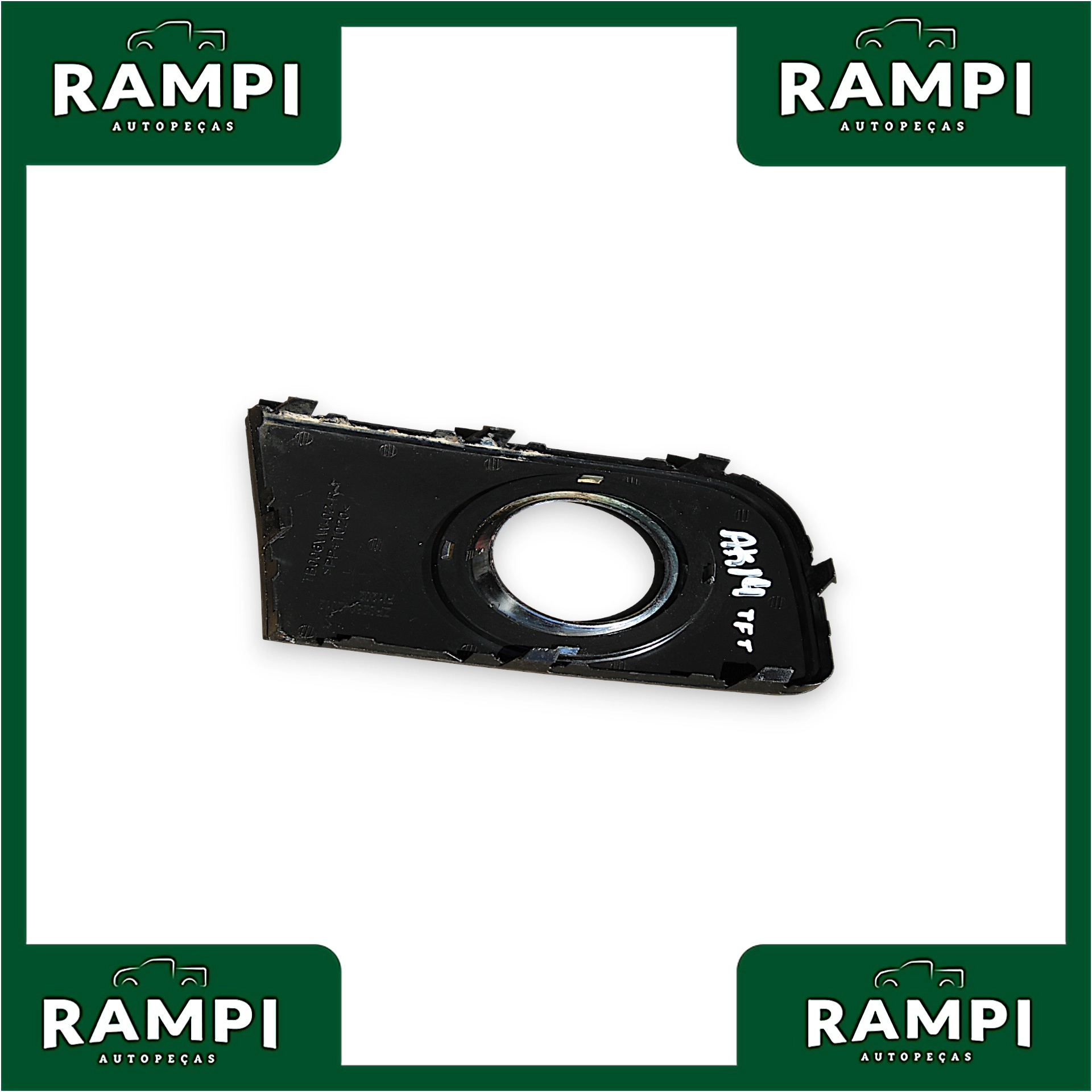 Grade Moldura Farol Milha Esquerdo Volkswagen Amarok 2014 TB006VW02R
