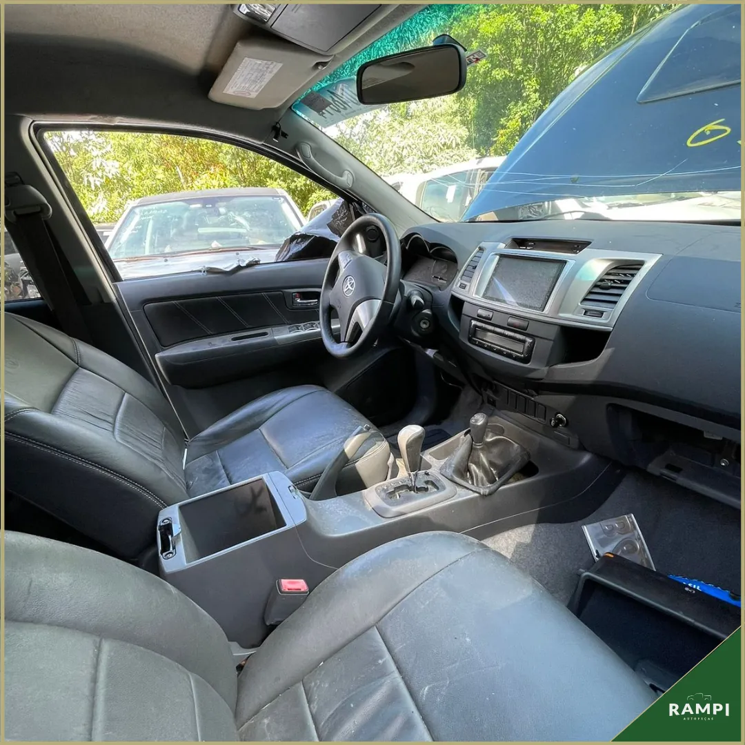 Toyota Hilux 2012 3.0 4x4 Manual 171cv