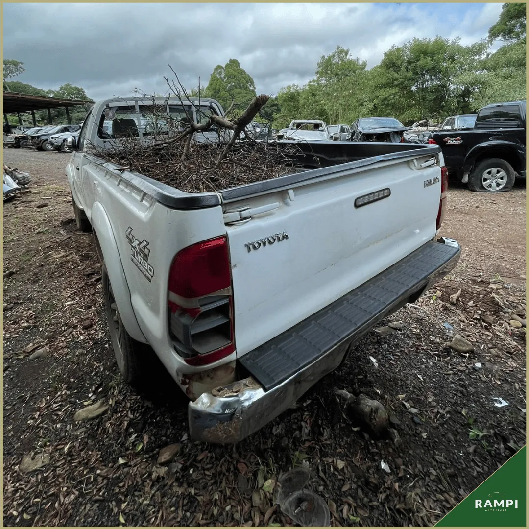 Toyota Hilux 2013 Cabine Simples 3.0 171cv 