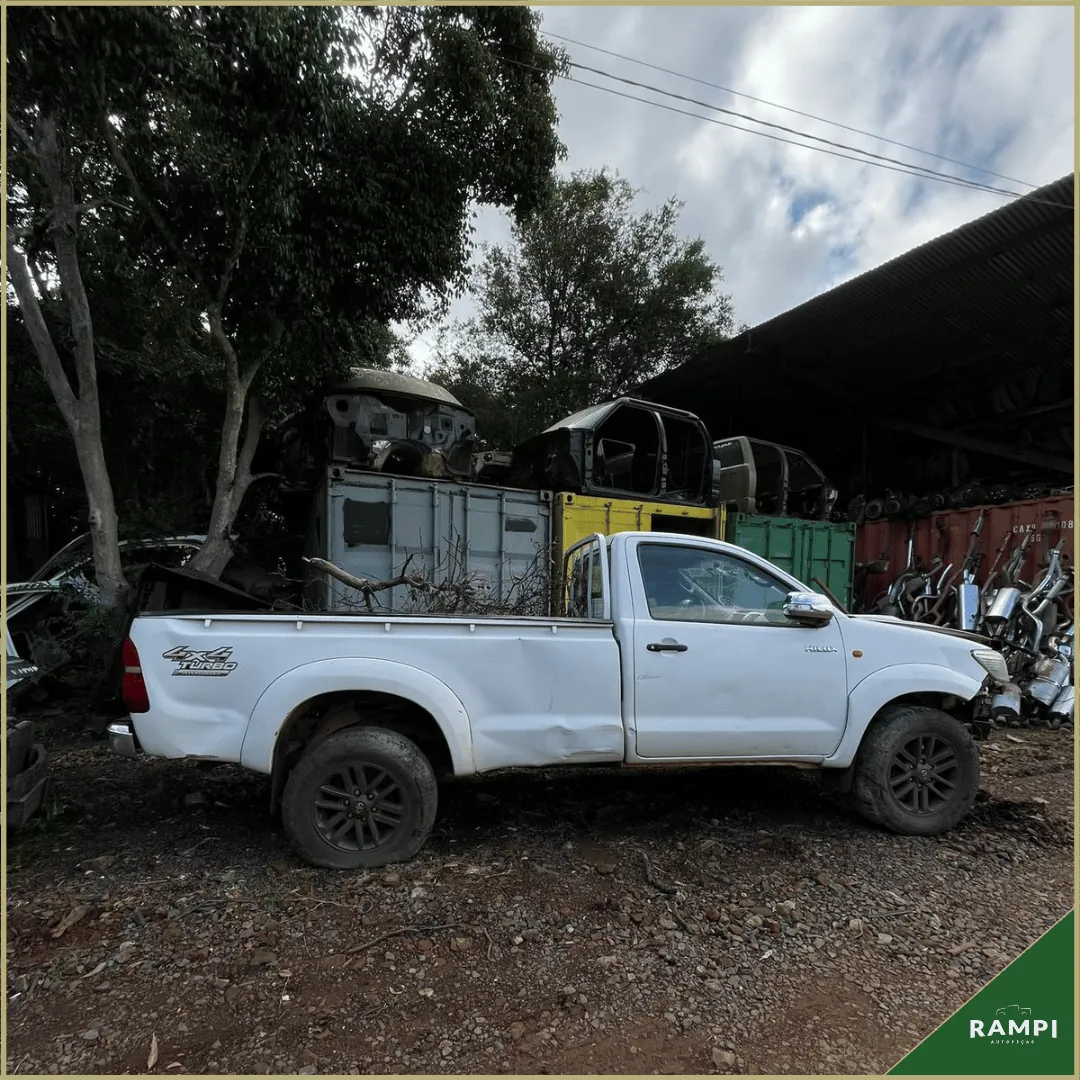Toyota Hilux 2013 Cabine Simples 3.0 171cv 