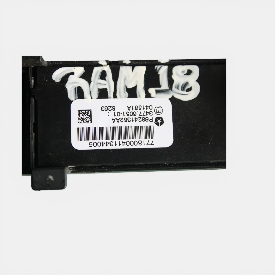 Regua Comando Interno Dodge Ram 2018 p68241382aa