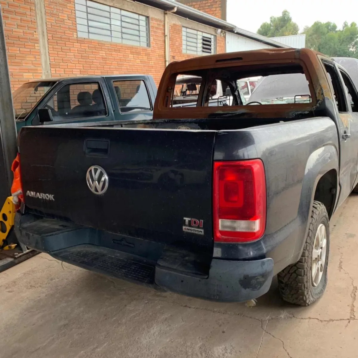Vw Amarok Bi Turbo 180cv 2015 - Sucata Para Retirar Peças