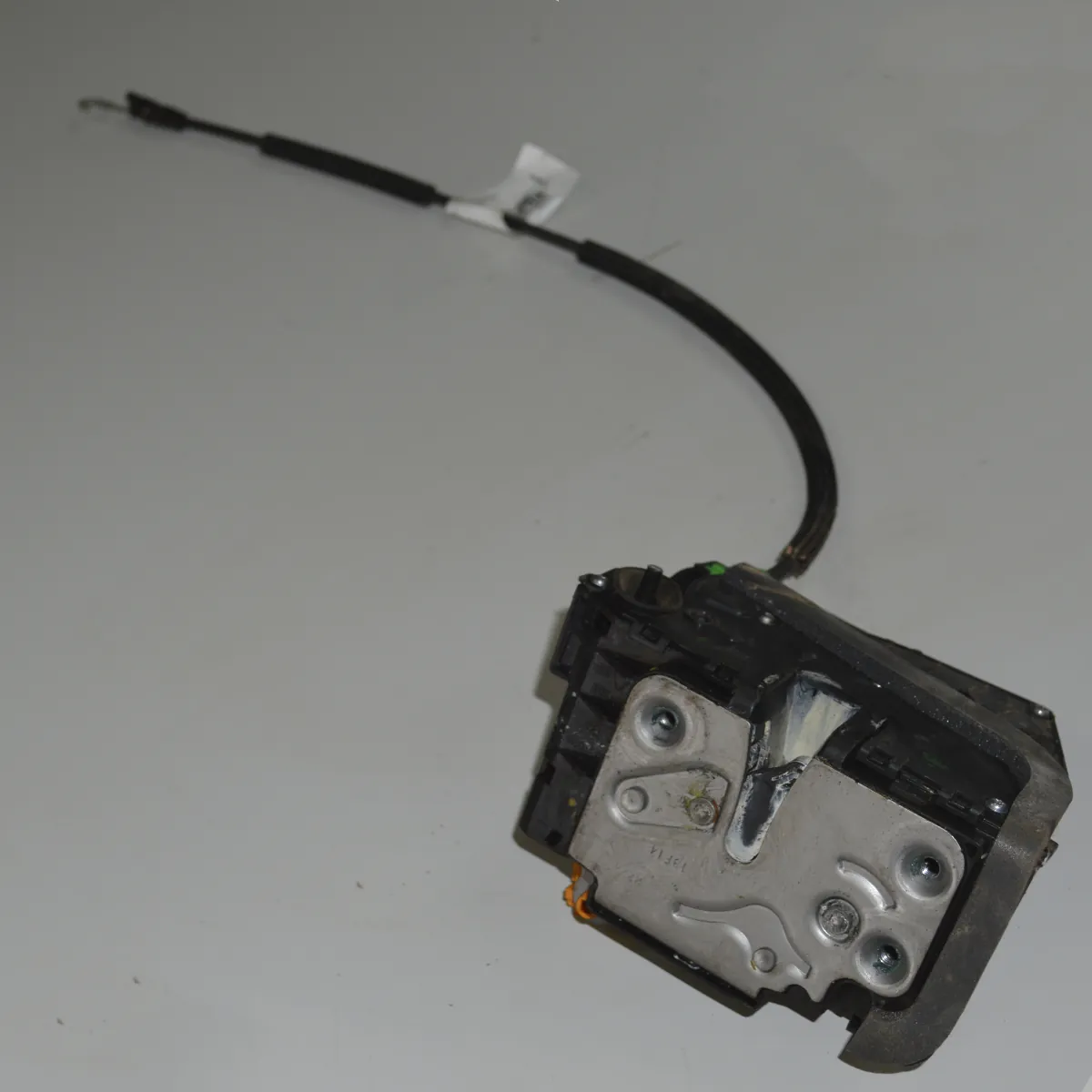 Fechadura porta traseira direita Spin 1.8 8V LT 1358869
