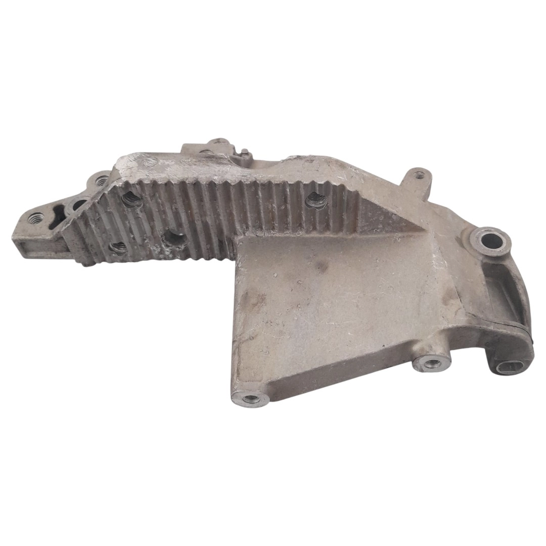 Suporte do Motor Master 2.3 2020