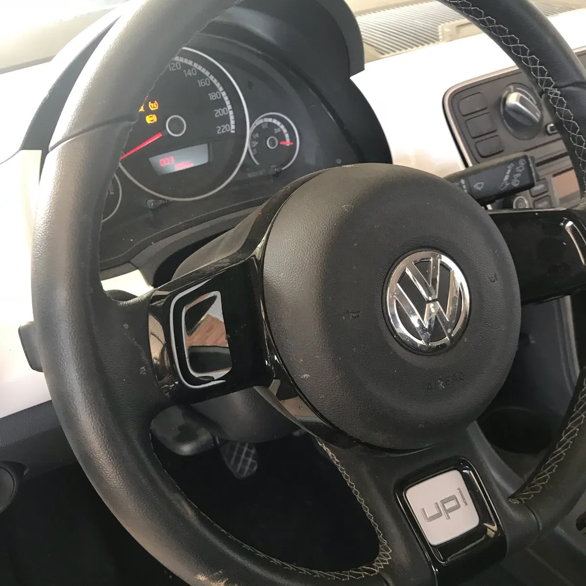 Vw Cross Up Tsi 1.0 - Sucata Para Retirar Peças