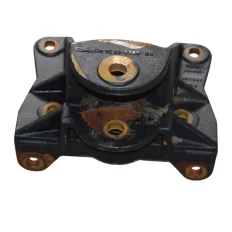 Suporte do feixe de mola dir F4000 2.8 Cummins 2015