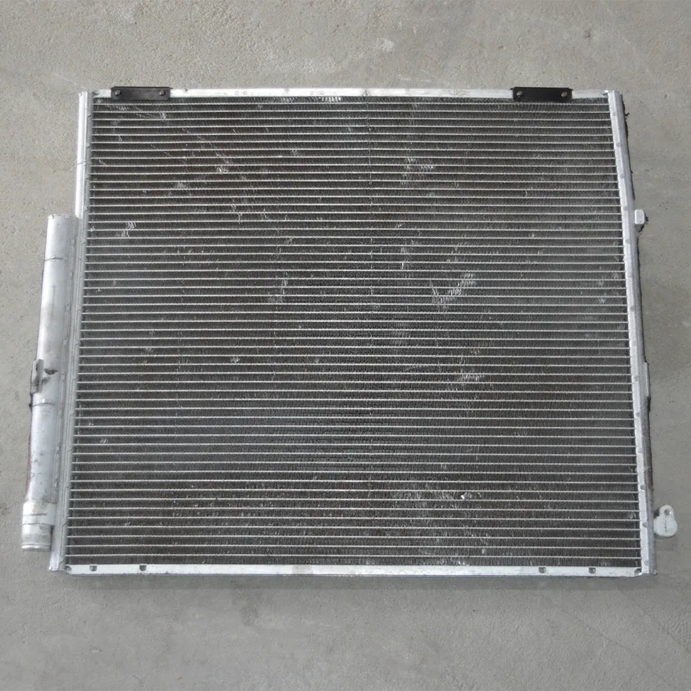 Condensador com detalhe Hilux SW4 3.0 4x4 Aut 2008