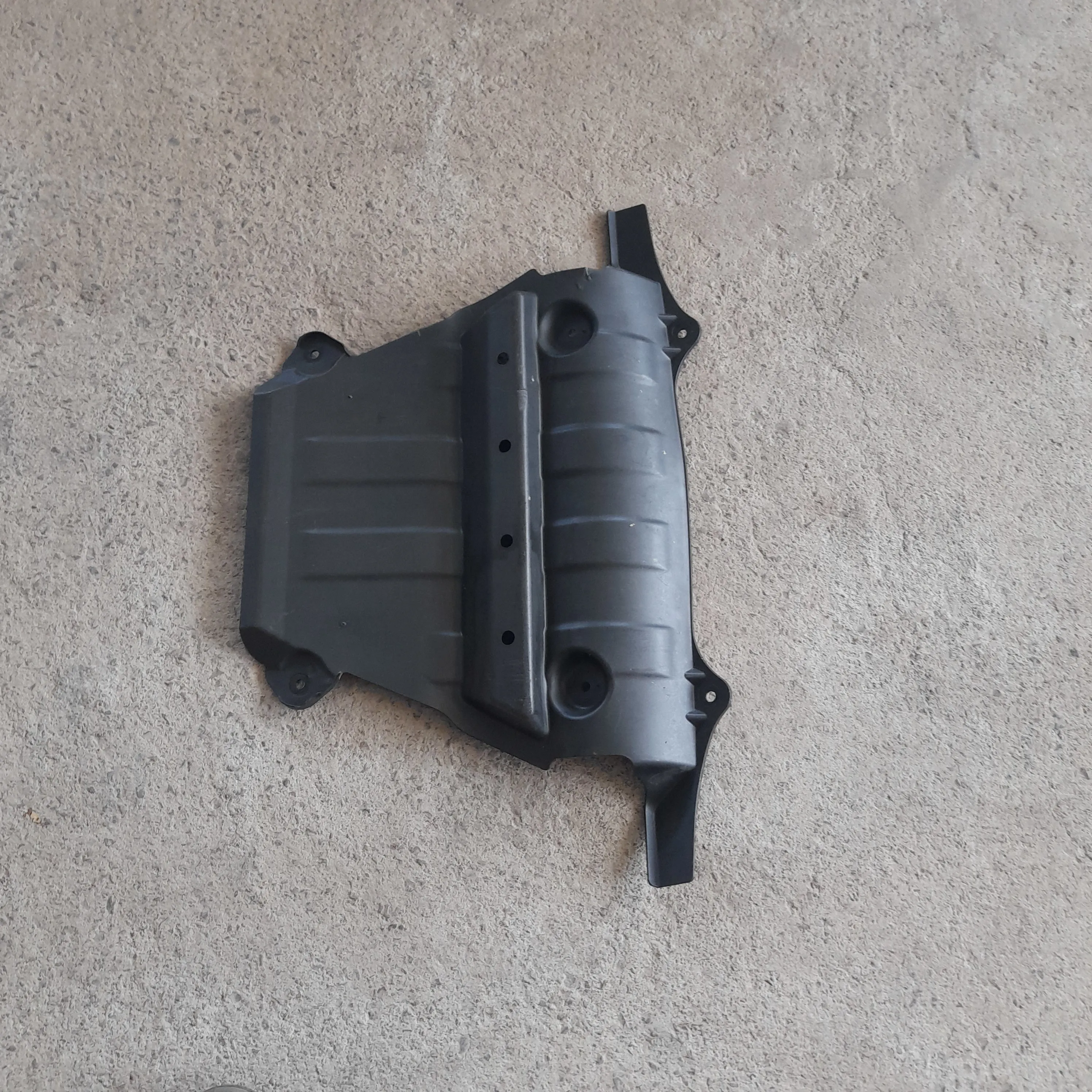 Acabamento proteção do cárter S10 2.8 200CV 2019 aut