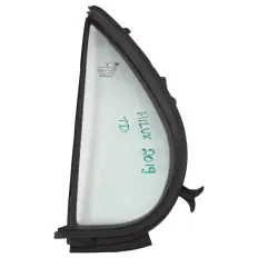 Vidro fixo porta traseira direita Hilux 2.8 2019 Manual 0KM
