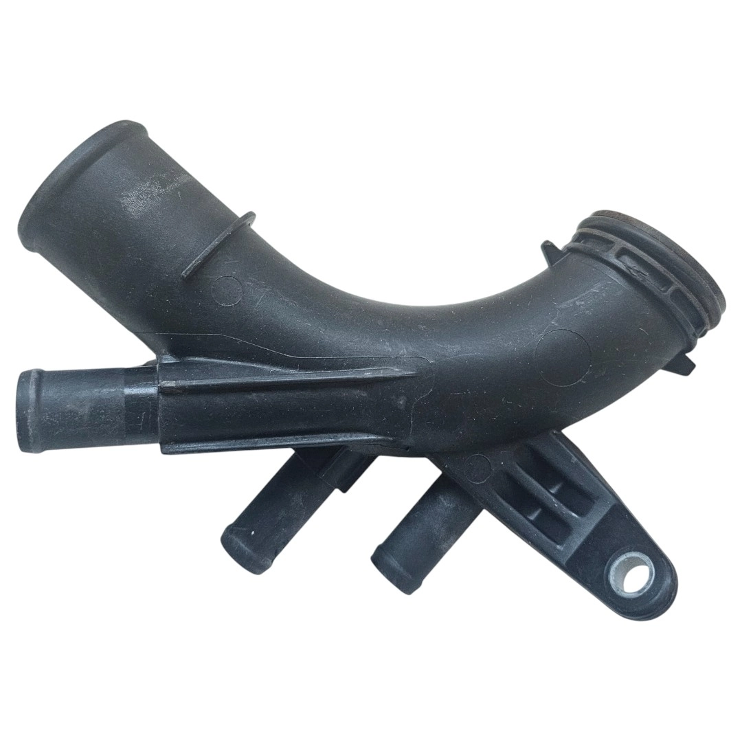 Tubo saída bomba d'água S10 2.8 4x4 200CV Aut