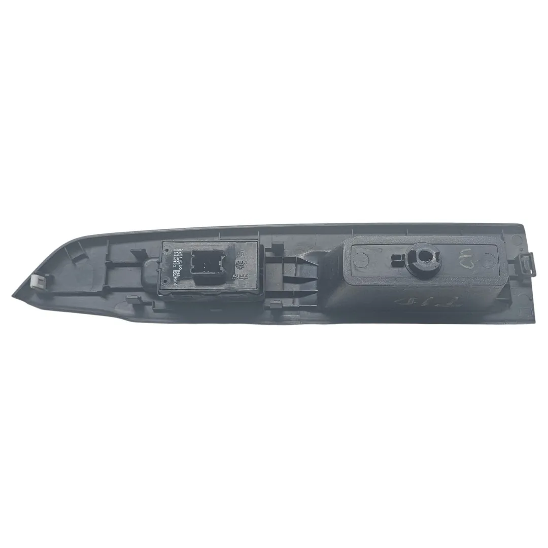 Botão com moldura vidro traseiro direito S10 2.5 Flex 4x2 2019 LT