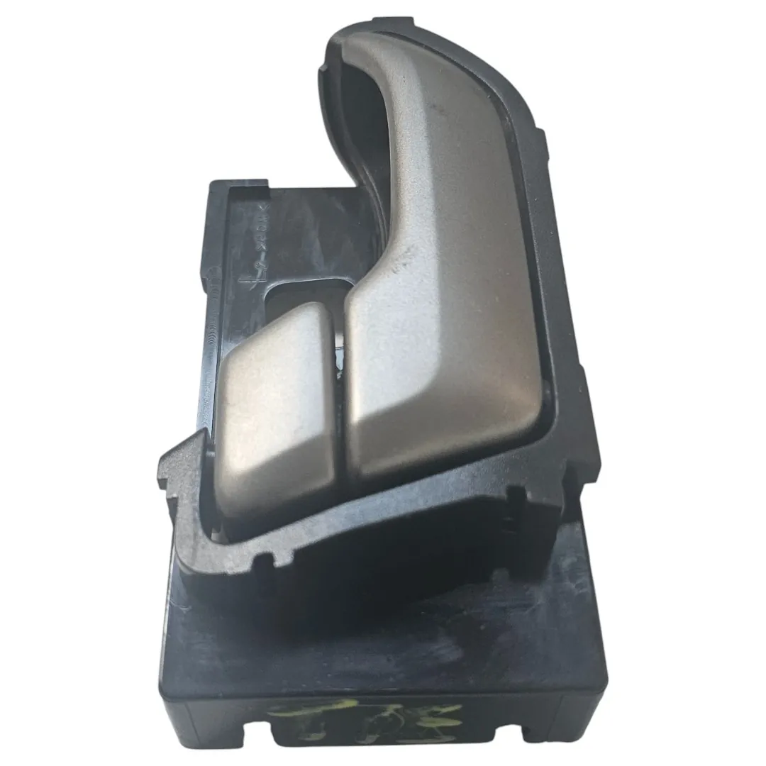 Puxador interno porta traseira esquerda S10 2.5 Flex 4x2 2019 LT