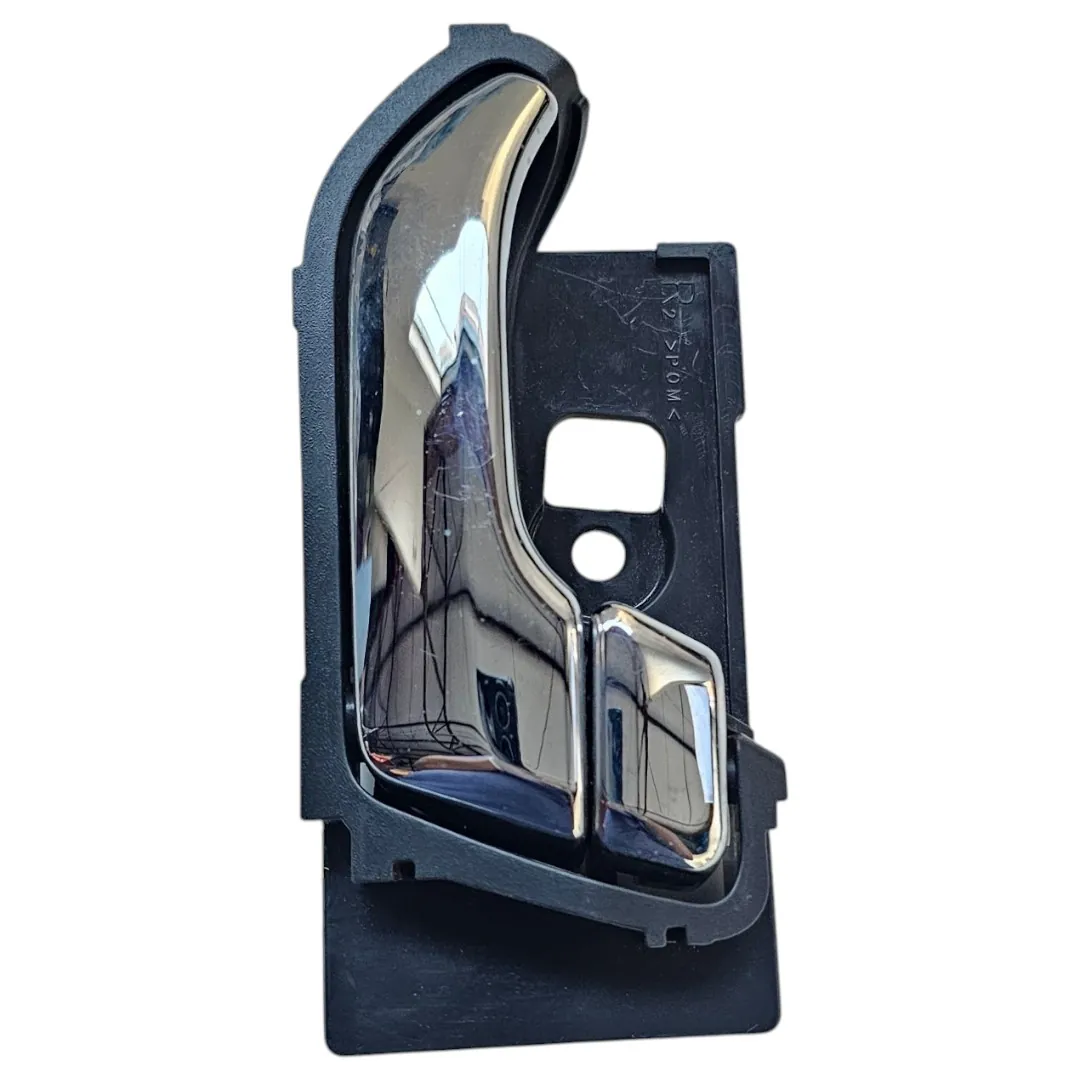 Puxador porta traseira direita S10 2.8 LTZ 200CV 2019