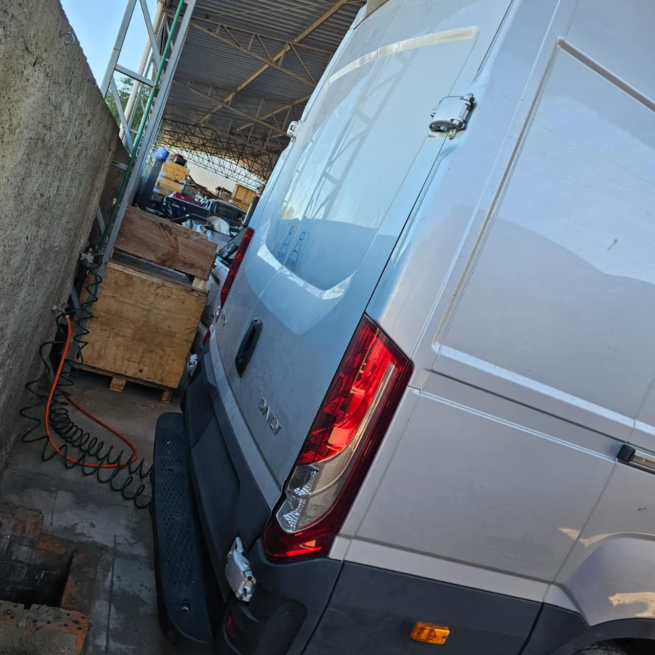 Sucata de Iveco Daily 30VAN 2024 3.0 160cv Manual
