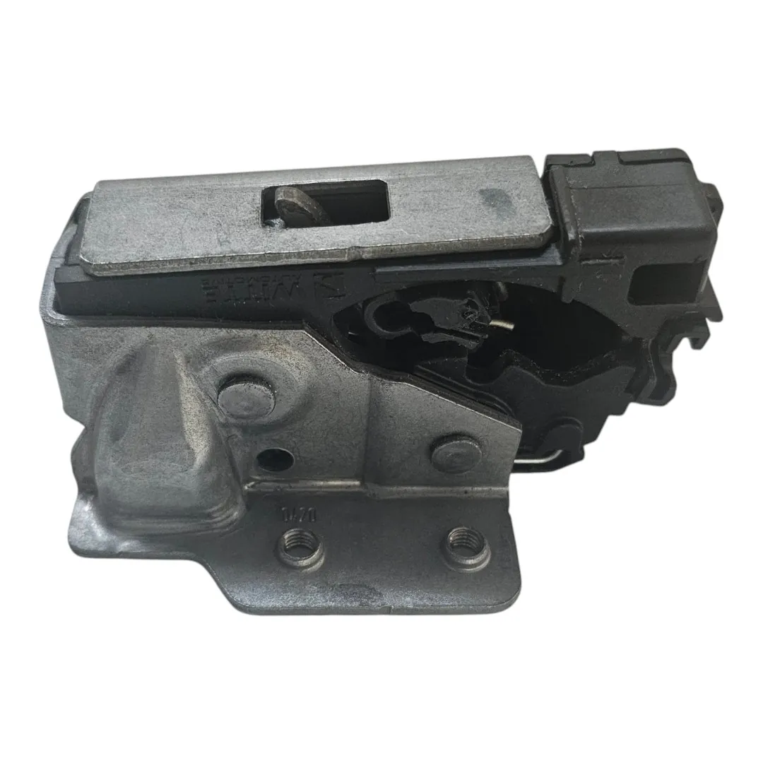 Fechadura superior porta traseira direita Sprinter 416 cdi 2020