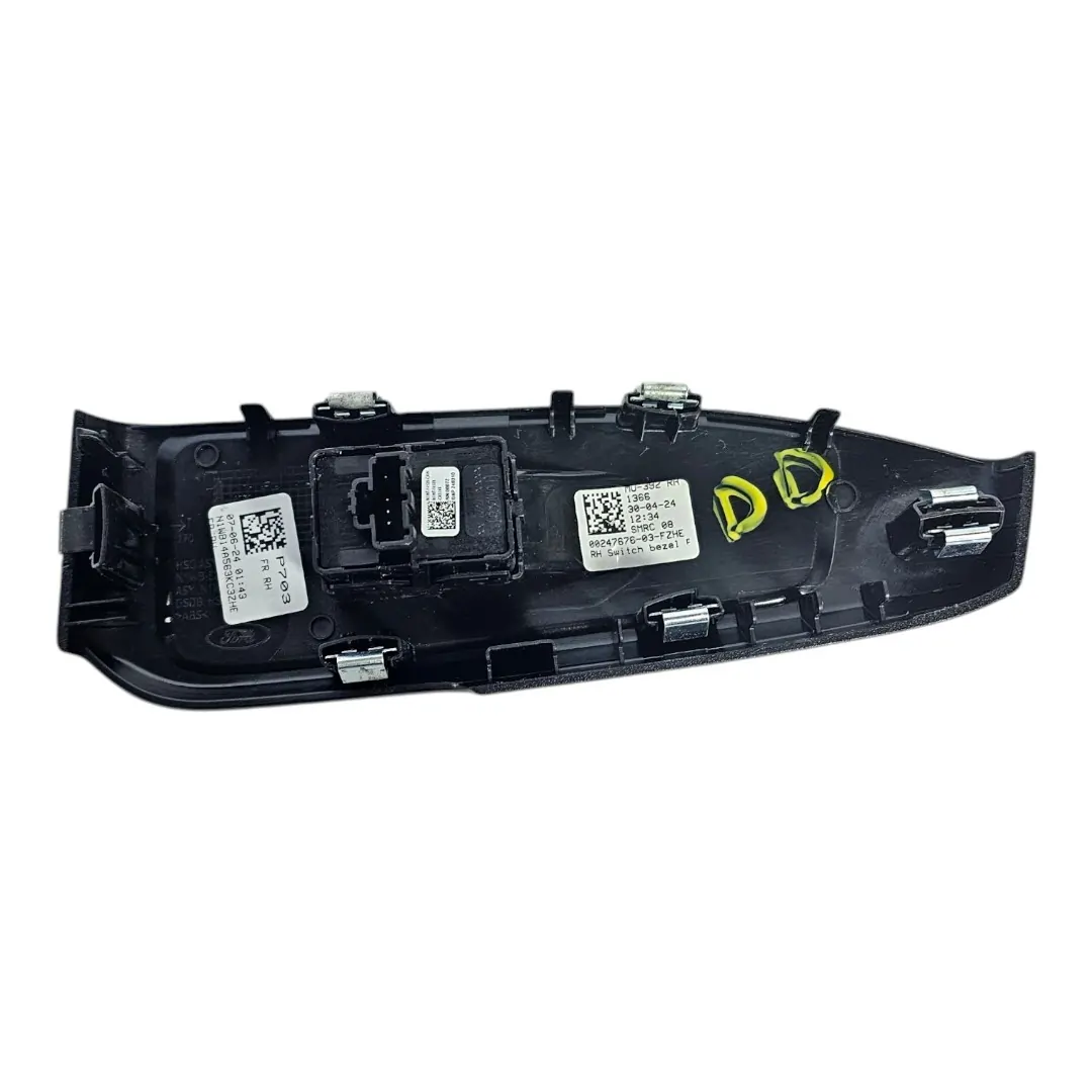 Botão comando vidro dianteiro direito Ranger 3.0 V6 2024 limited 250cv