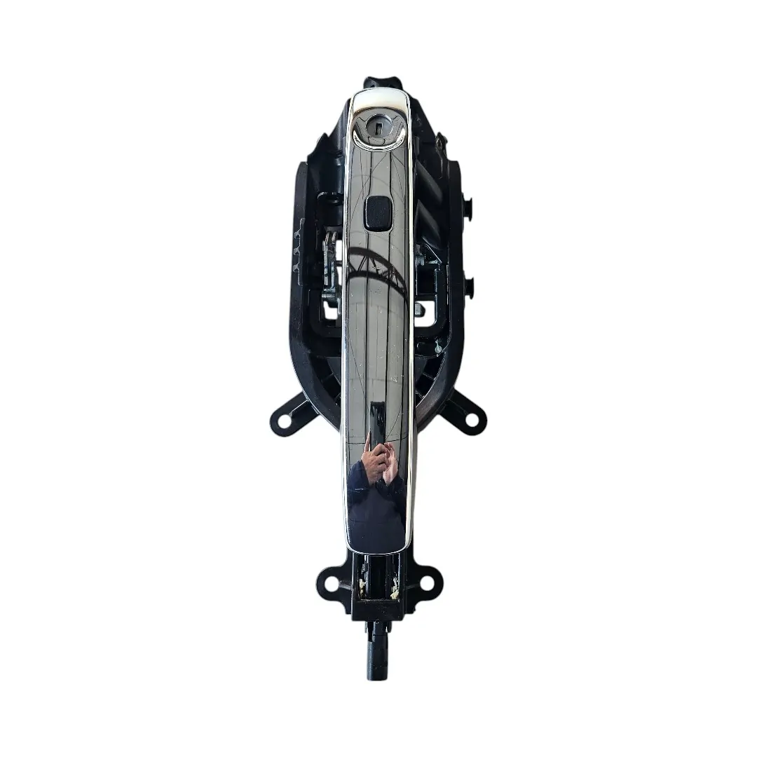 Maçaneta porta dianteira esquerda com detalhe Ranger 3.0 V6 2024 limited 250cv
