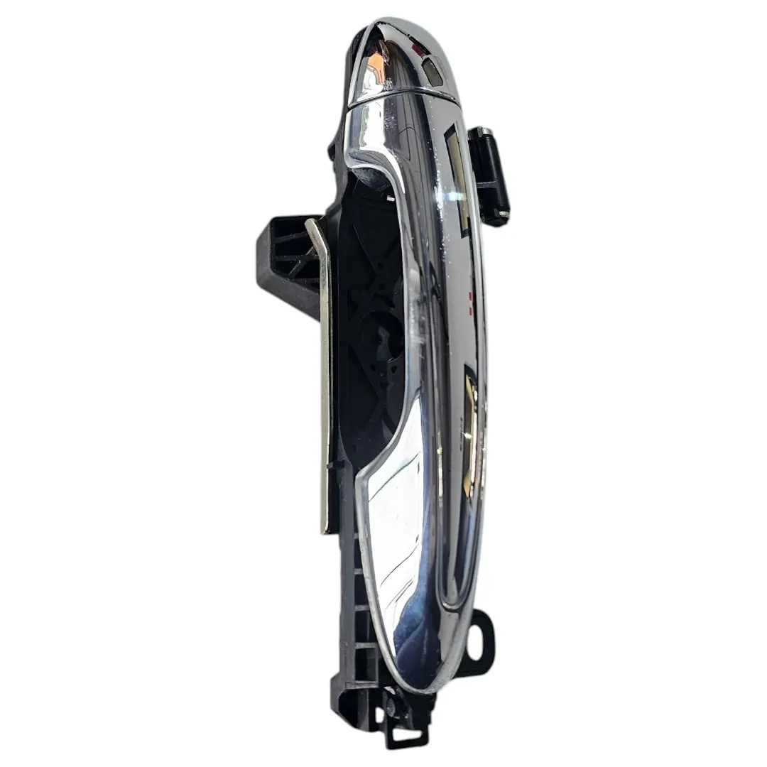 Maçaneta da porta traseira direita Hilux SW4 2.8 177cv 2020