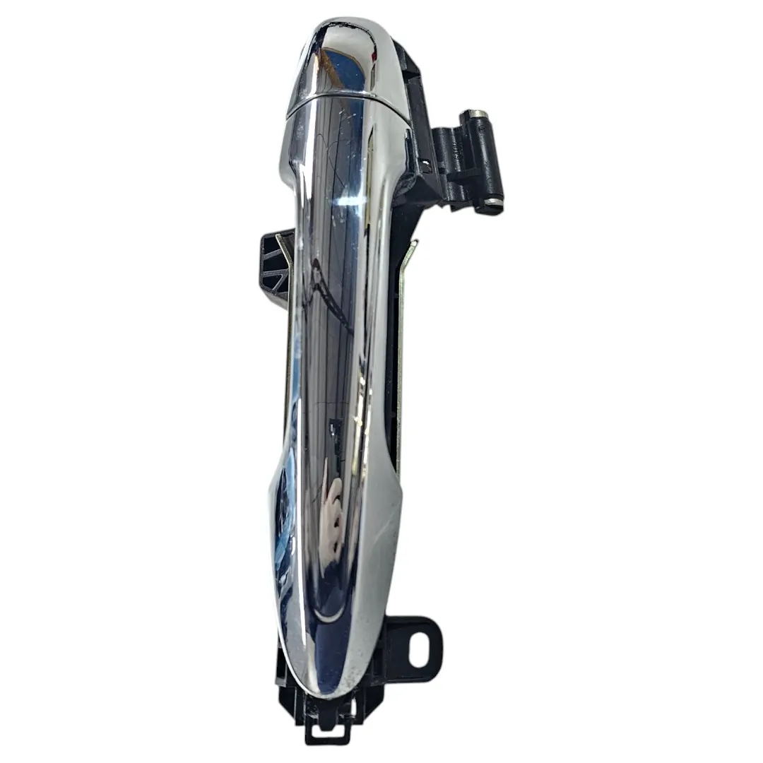 Maçaneta da porta traseira direita Hilux SW4 2.8 177cv 2020