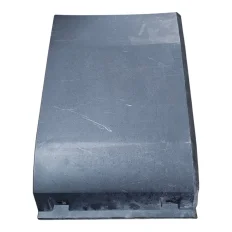 Moldura lateral direita frente pneu com detalhe Iveco Daily 3.0 2024