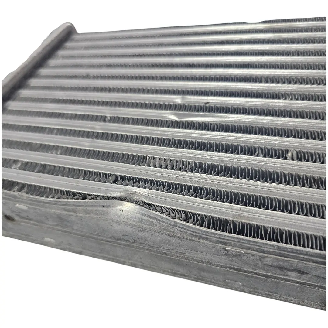 Intercooler com detalhe Iveco Daily 3.0 2024