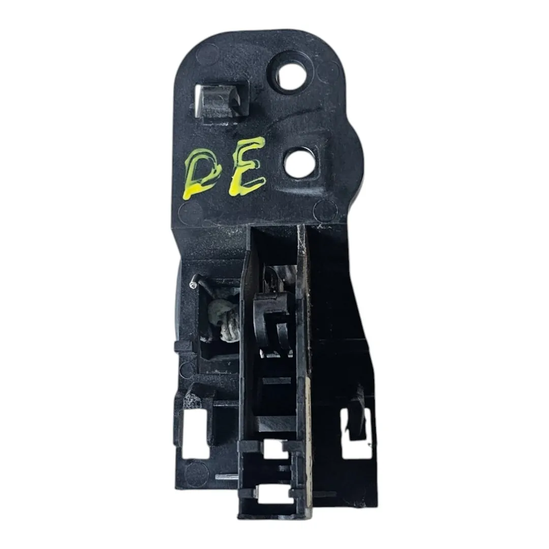 Puxador porta dianteira esquerda Iveco Daily 3.0 2024