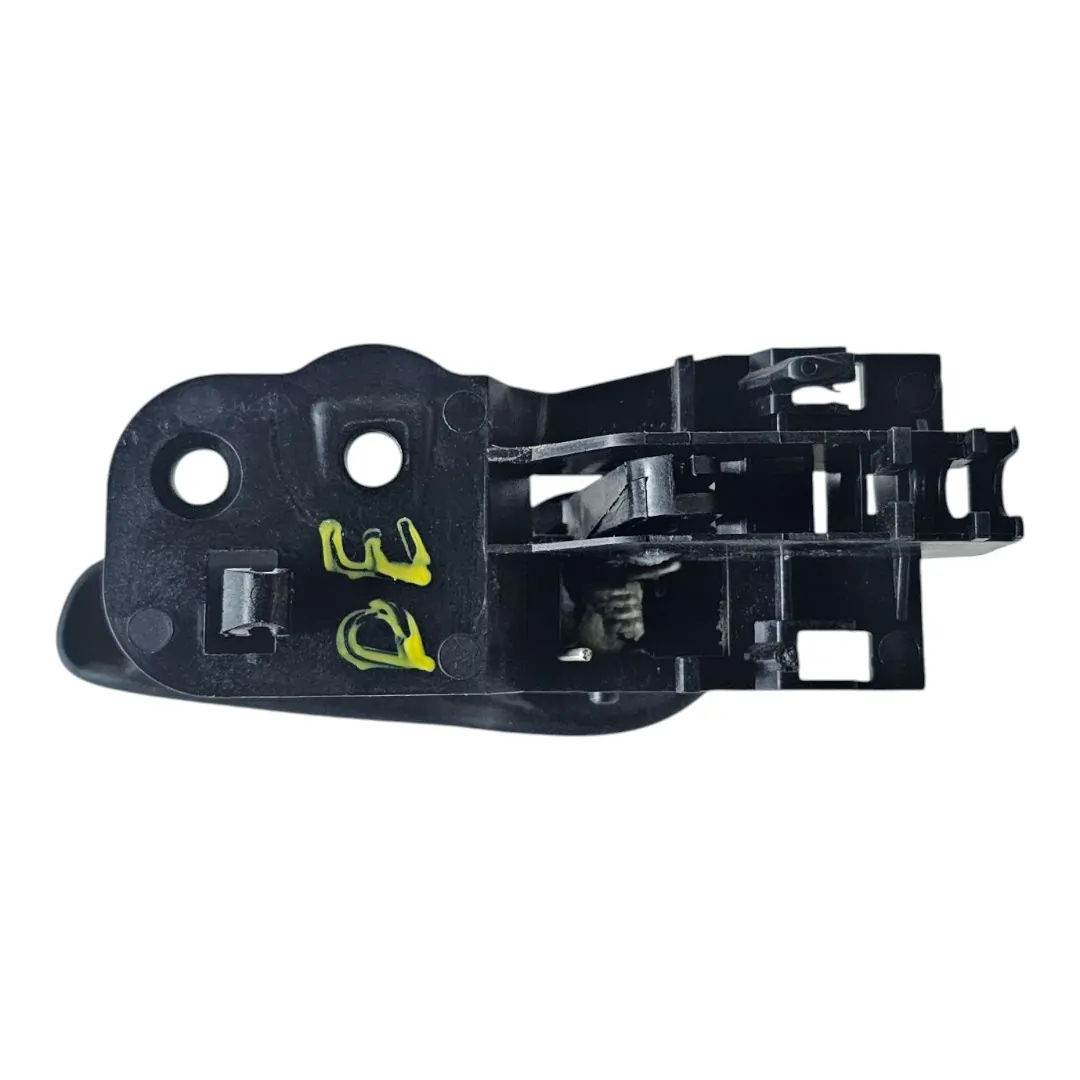 Puxador porta dianteira esquerda Iveco Daily 3.0 2024