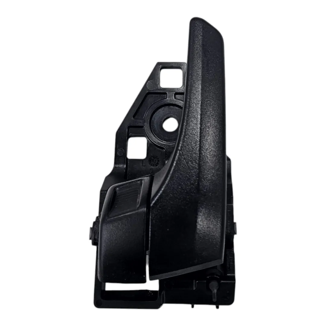 Puxador porta dianteira esquerda HILUX 2.8 204CV 2024 Manual