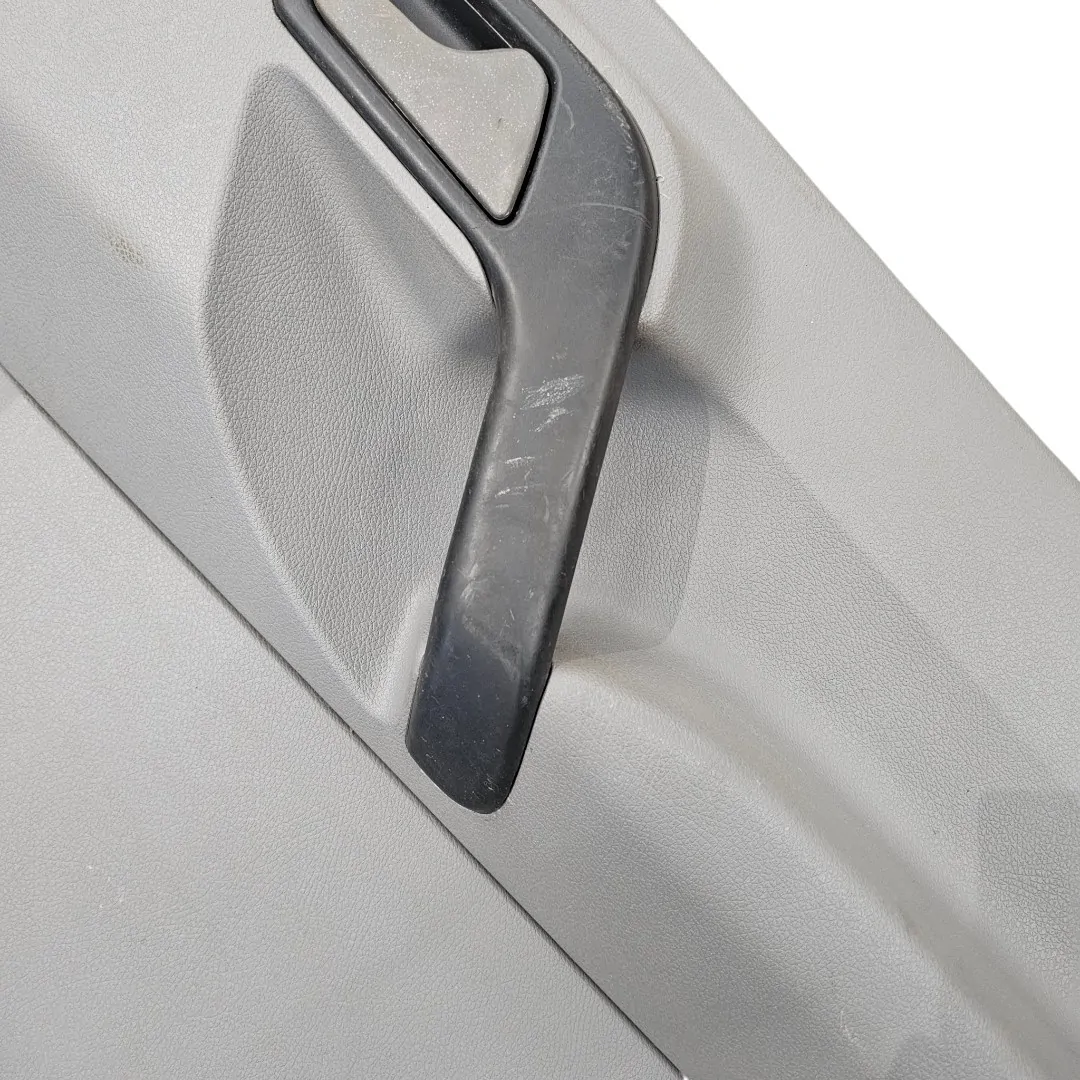 Forro de porta dianteiro direito com detalhe Sprinter 415 cdi 2018