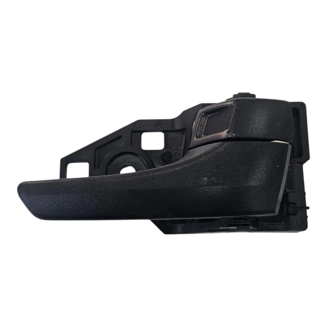 Puxador porta dianteira direita HILUX 2.8 2025 Manual