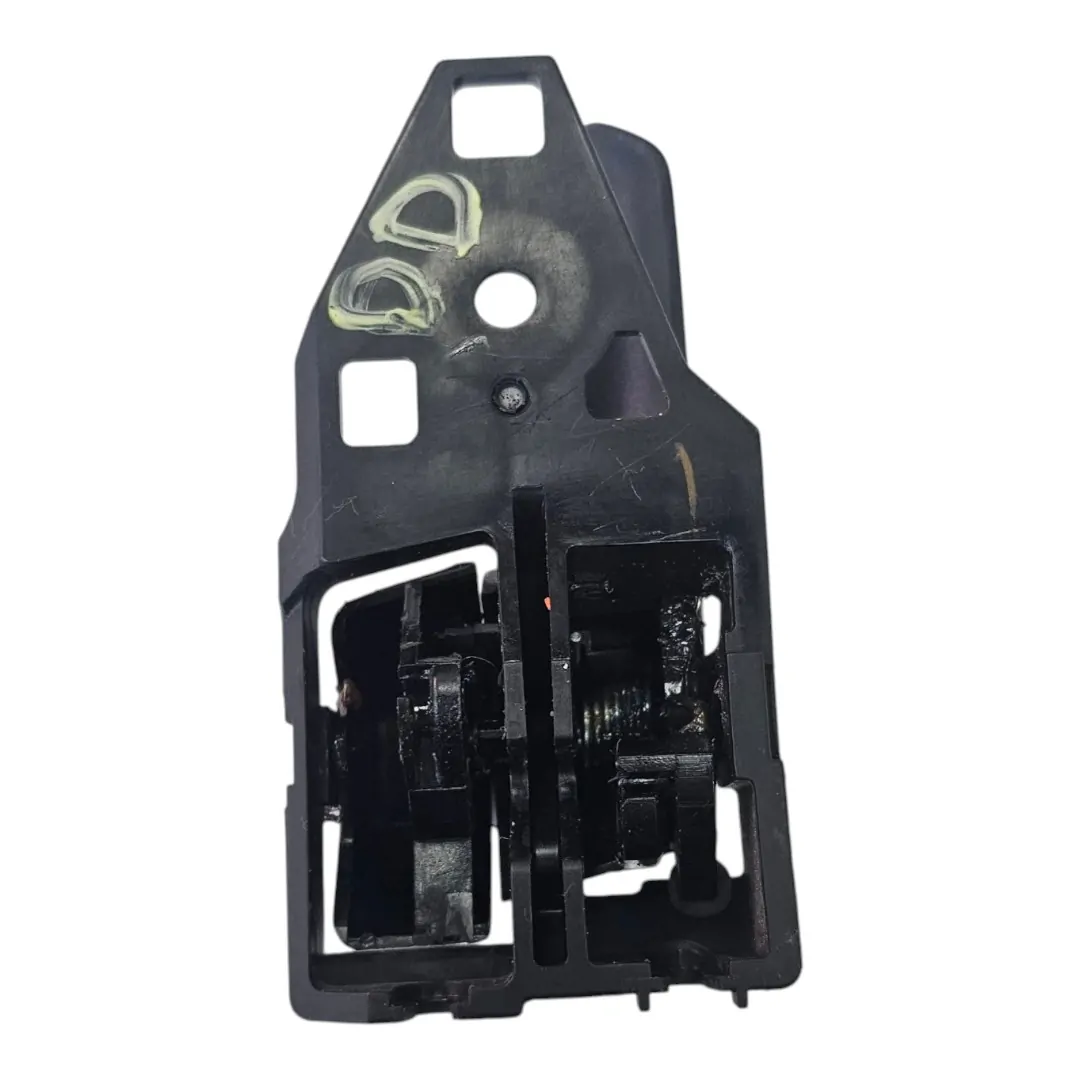 Puxador porta dianteira direita HILUX 2.8 2025 Manual
