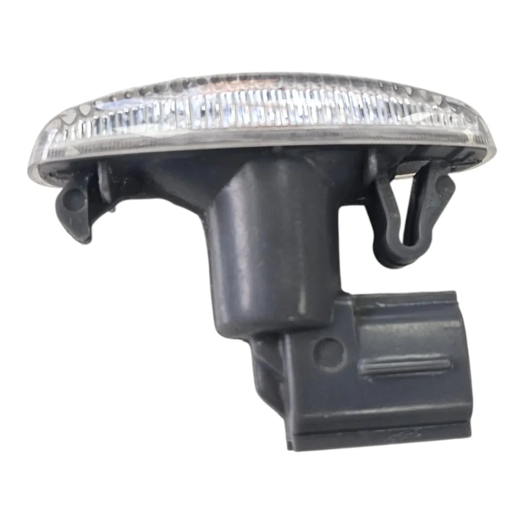 Pisca seta paralama HILUX 2.8 2025 Manual