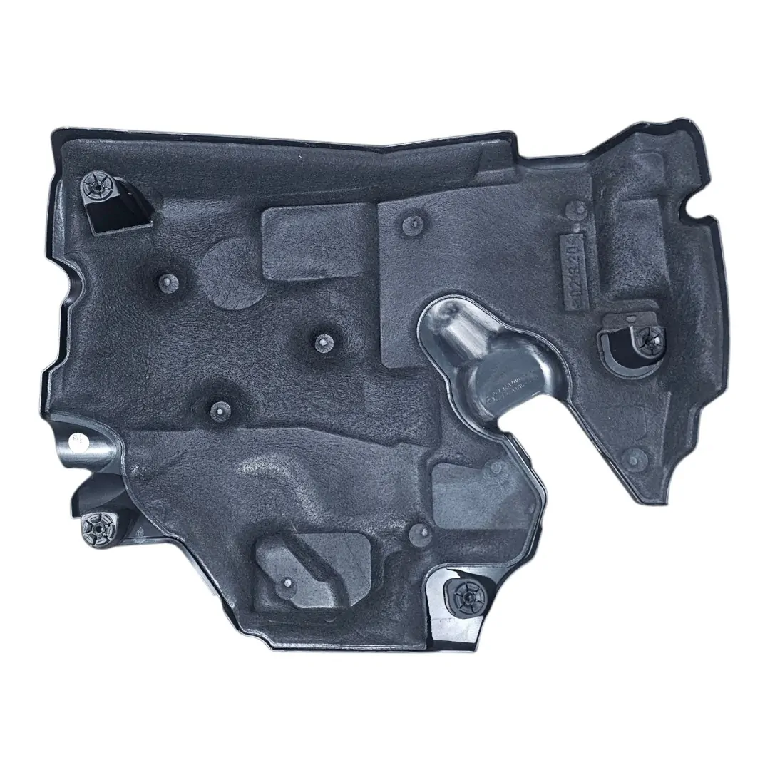 Tampa cobertura motor com detalhe Sprinter 2.2 415 CDI 2019