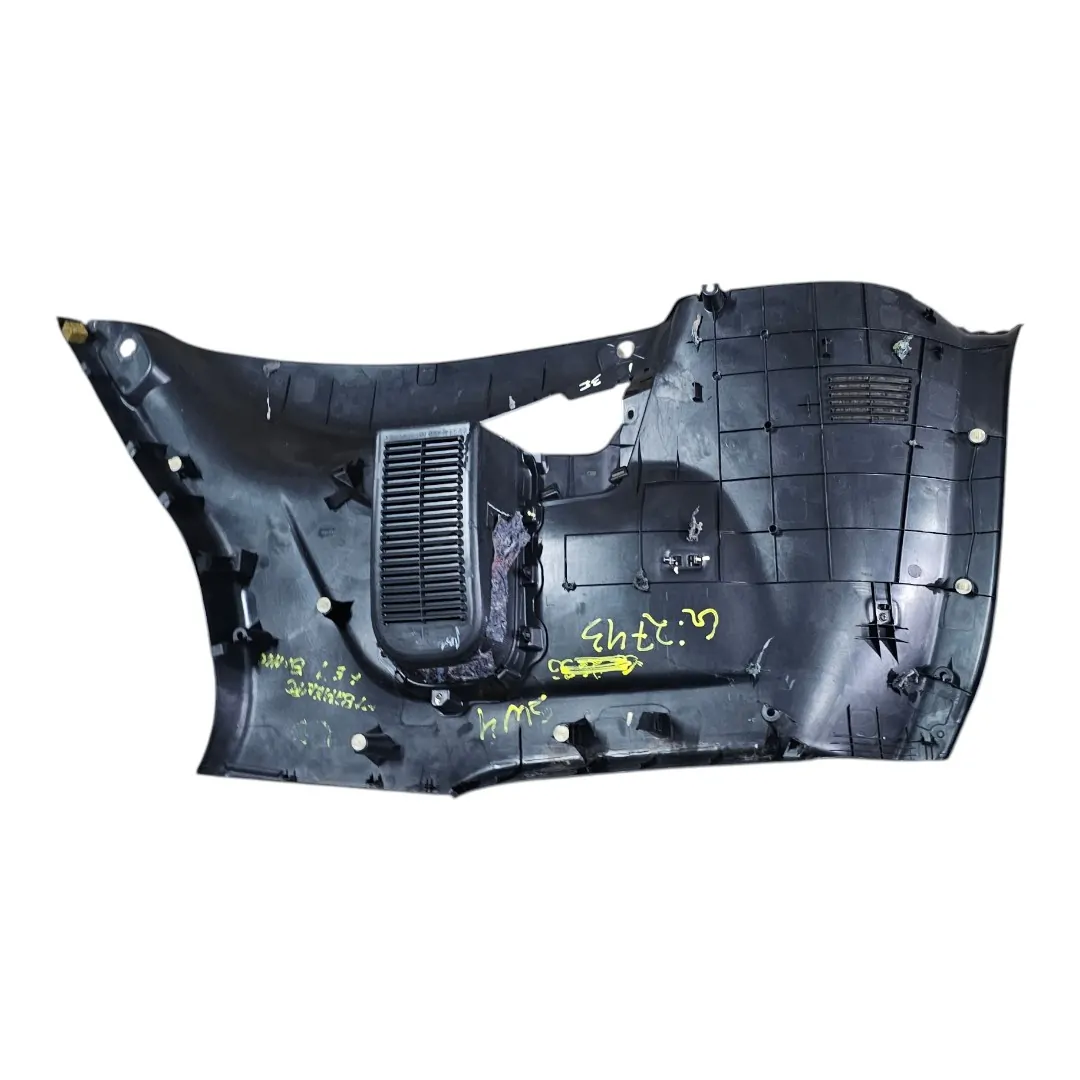 Forro direito porta malas com detalhe Hilux SW4 SRX 2.8 2020