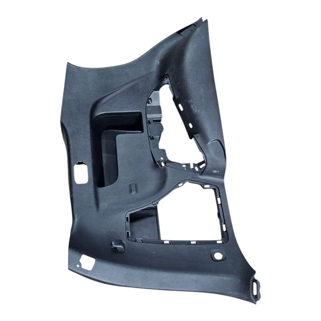 Forro esquerdo porta malas com detalhe Hilux SW4 SRX 2.8 2020