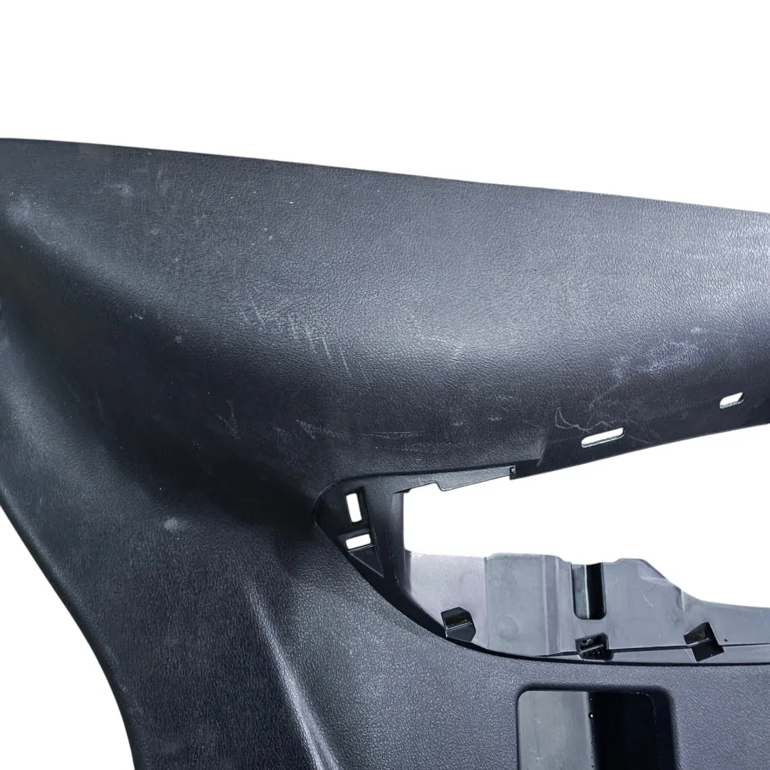 Forro esquerdo porta malas com detalhe Hilux SW4 SRX 2.8 2020