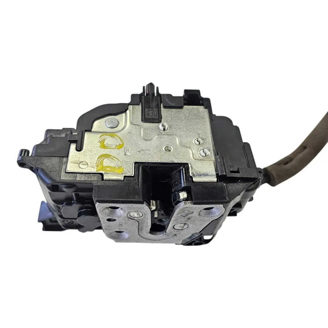 Fechadura porta dianteira direita Master 2.3 2025 com arla