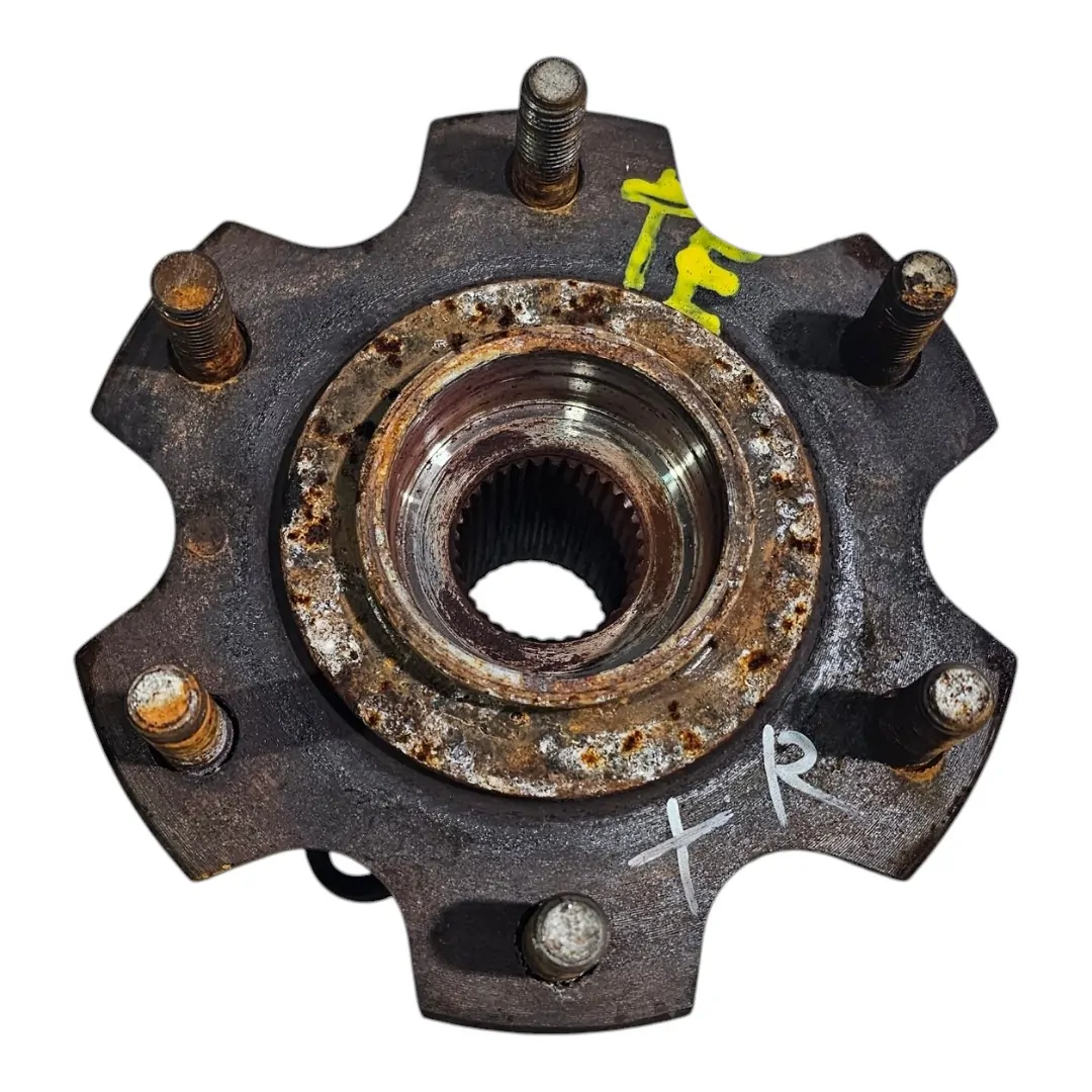 Cubo de roda traseiro Pajero 3.2 2011 Diesel