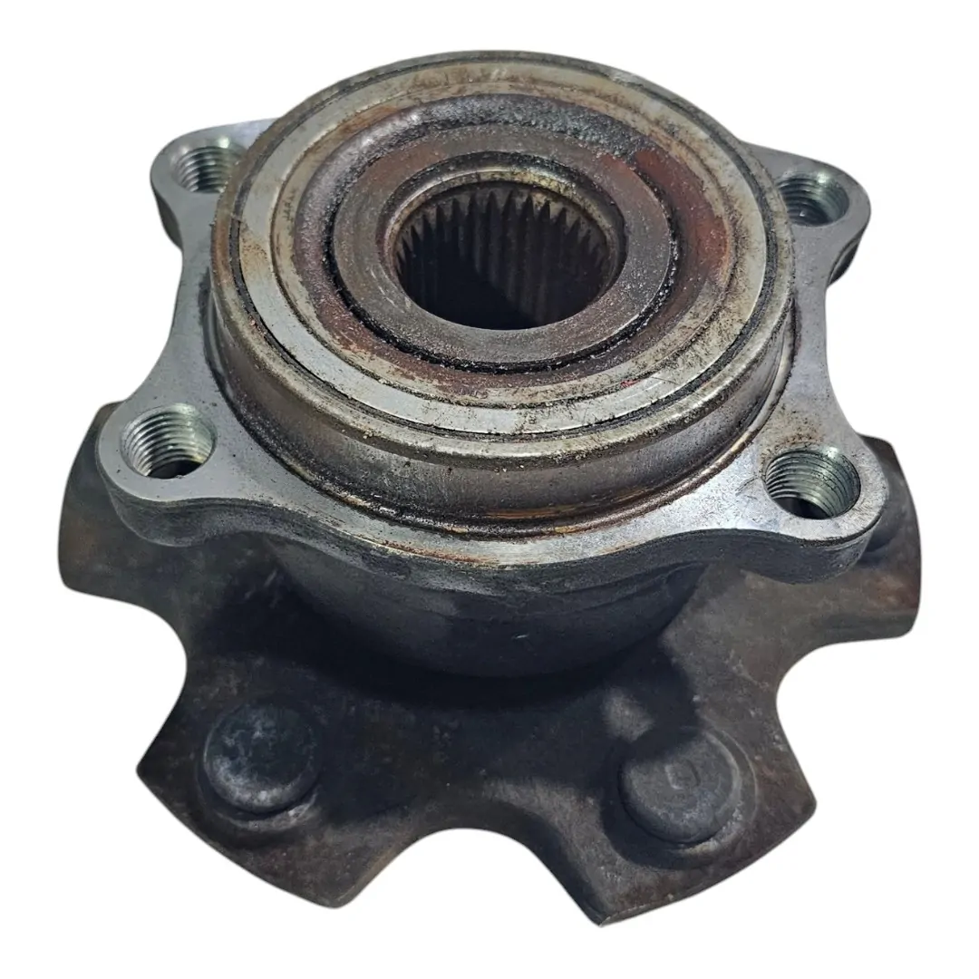 Cubo de roda traseiro Pajero 3.2 2011 Diesel