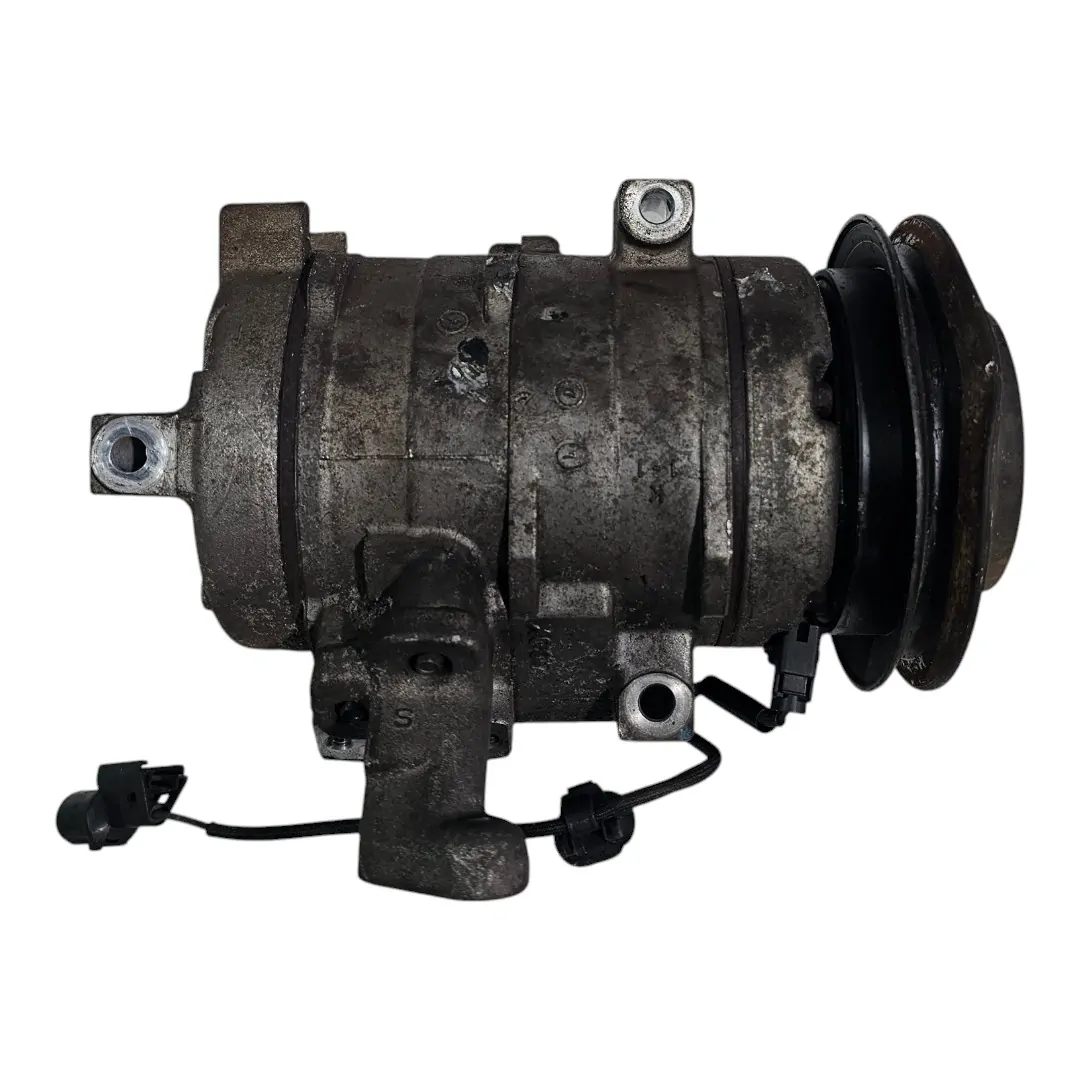 Compressor do ar condicionado Pajero 2011 3.2 com detalhes