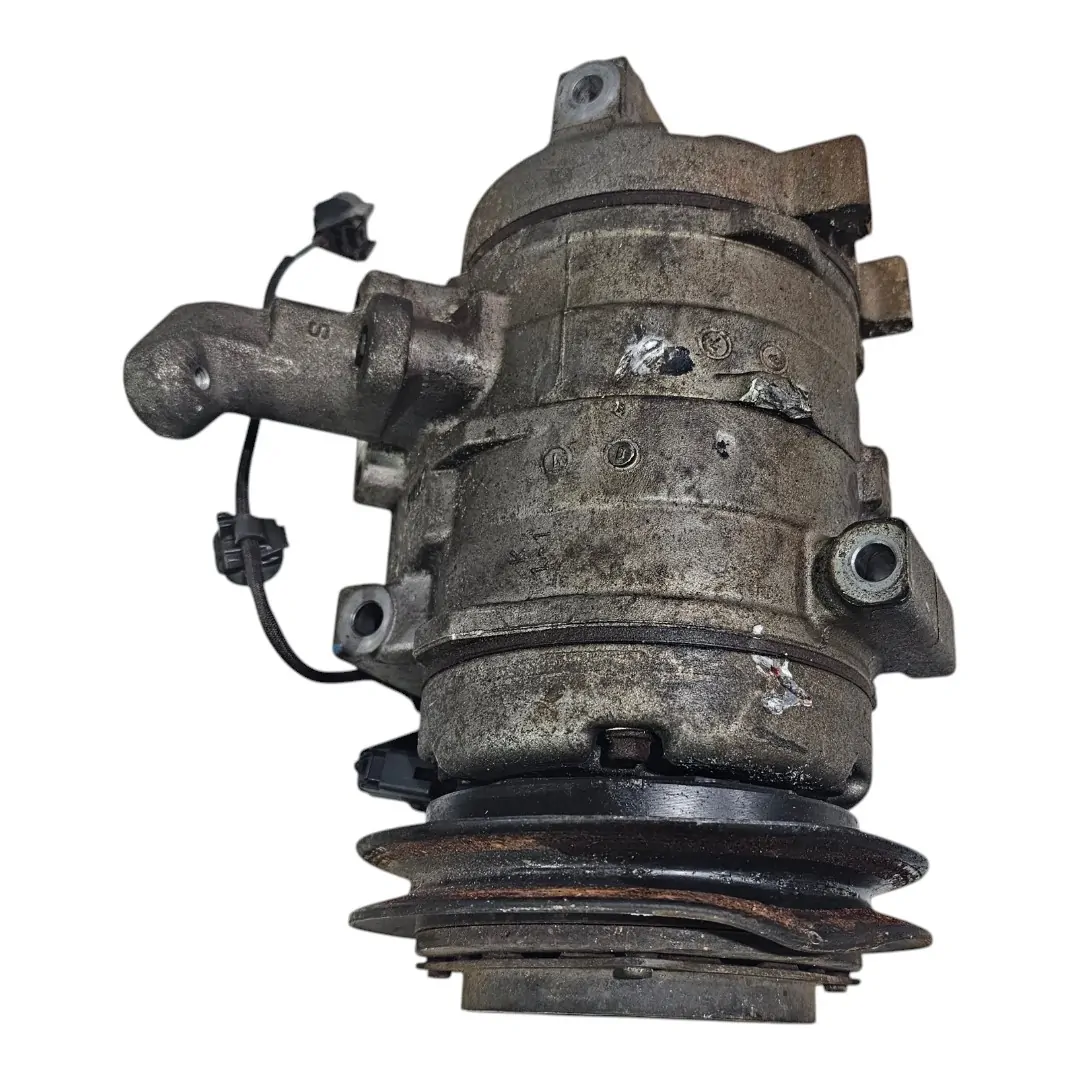 Compressor do ar condicionado Pajero 2011 3.2 com detalhes