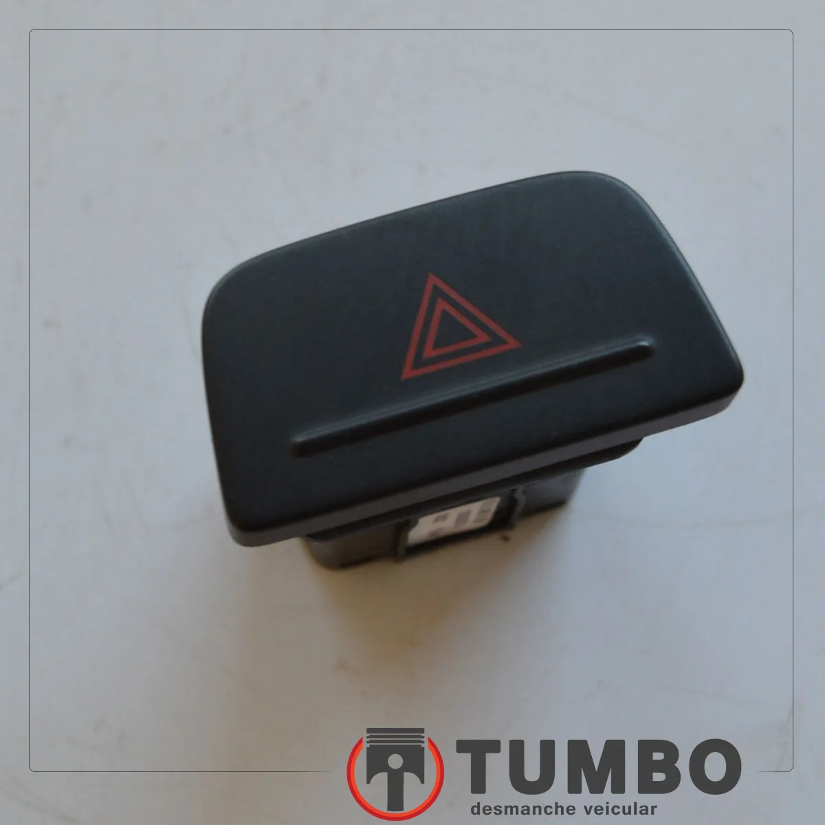 Botão do pisca alerta do Gol G6 1.6