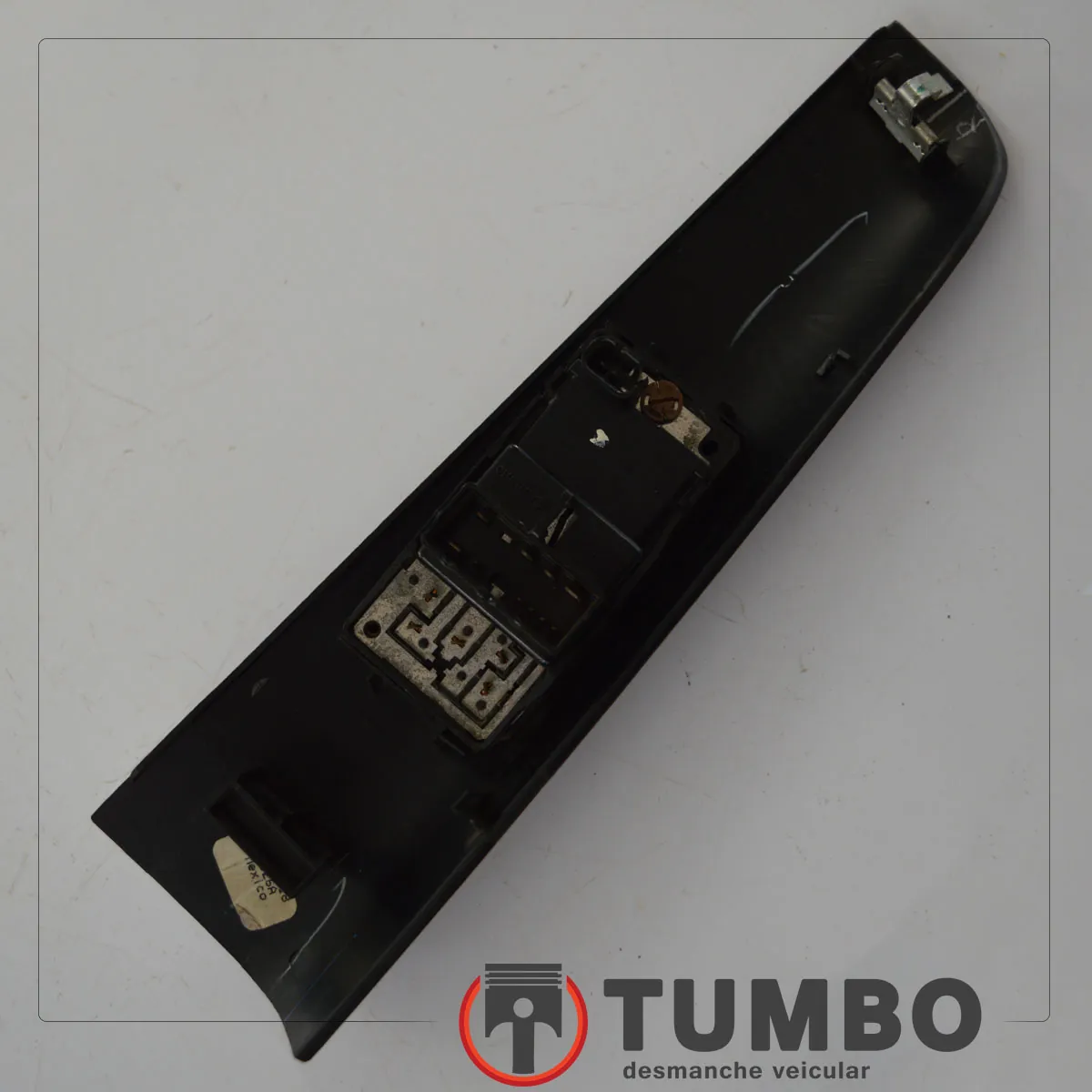 Botão com moldura vidro dianteiro direito S10 até 2011