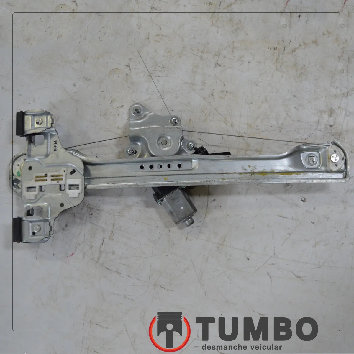Máquina de vidro elétrica traseira direita Tracker LTZ 1.8 2014/...